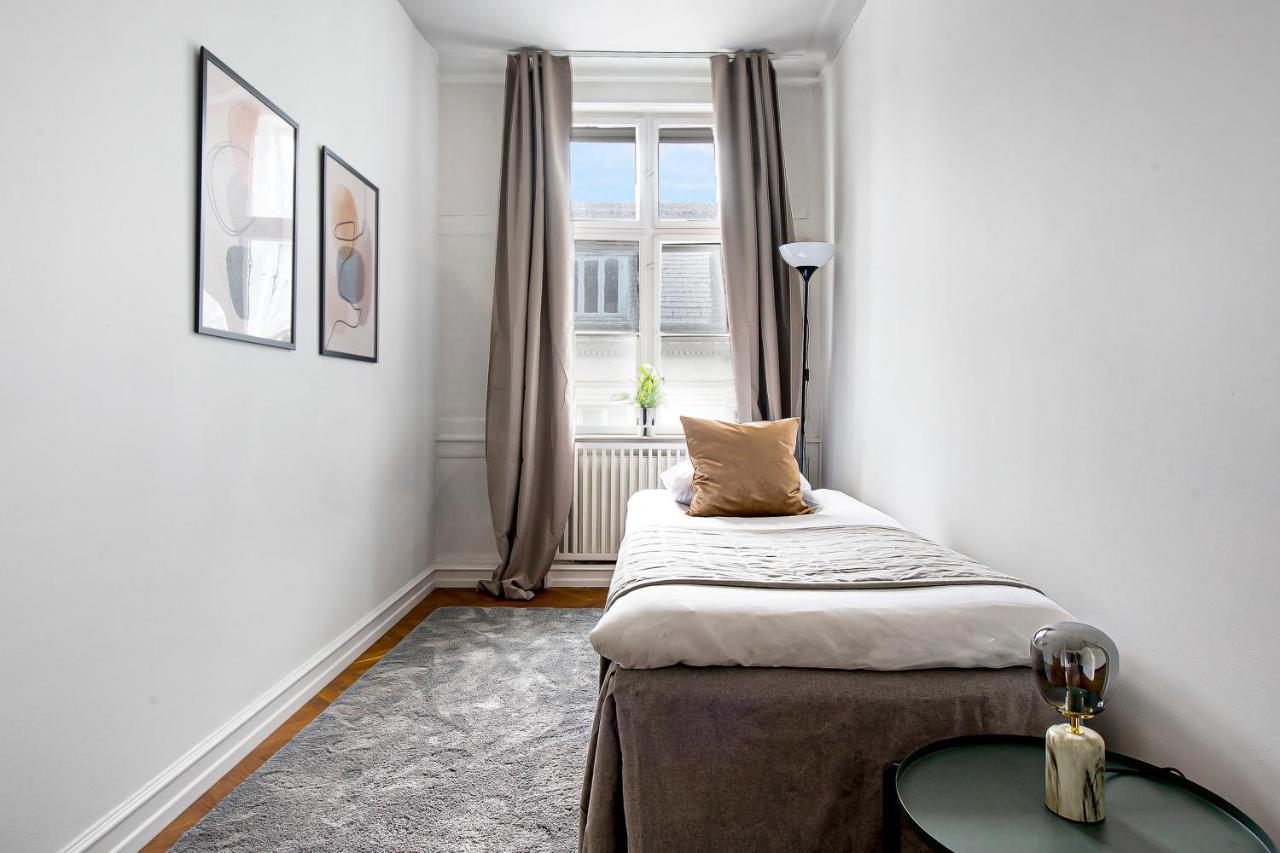 Sanders Square - Spacious Six-Bedroom Apartment Near Amalienborg 哥本哈根 外观 照片